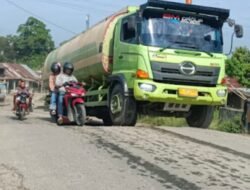 Jembatan Titi Payung Hamparan Perak Butuh Perhatian Pihak Terkait.