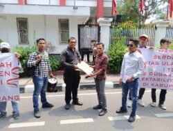 DPP PDI Perjuangan Di demo, Masyarakat Desak Ketum Megawati Pecat Togar Situmorang Anggota DPRD Sergai