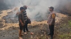 Sambang Desa Simolap, Polsek Tigabinanga Pastikan Stabilitas Keamanan Jelang Pelantikan Bupati