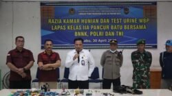 Rutinitas Razia Gabungan TNI POLRI dan BNN Bersih-bersih Kamar Hunian Lapas Kelas IIA Pancur Batu Wujud Program Akselerasi Menteri Imipas 